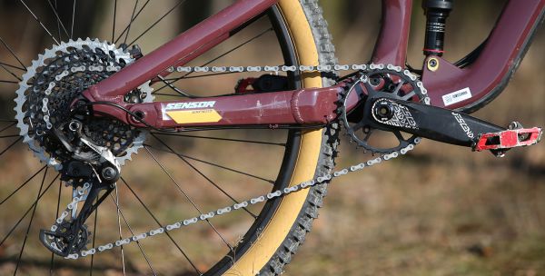 GT Sensor Carbon Expert