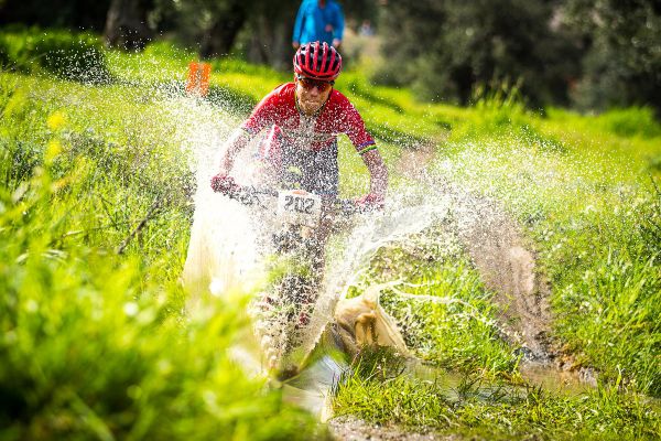 Afxentia 2019 - 3. den - takhle je projížděla Annika Langvad