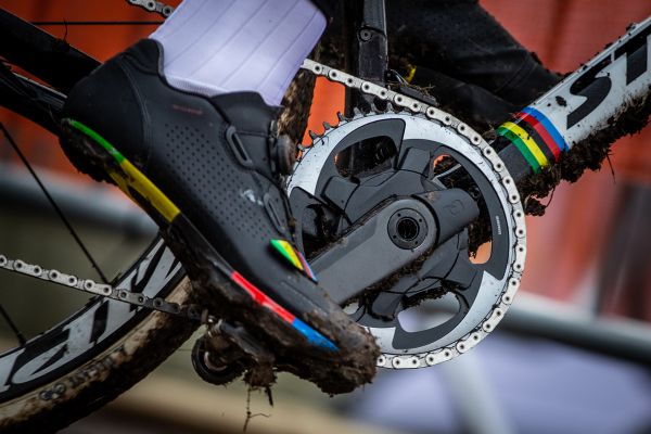 K vidění na trati byla i nová sada Sram Red