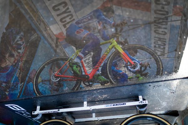 MS cyklokros - Bogense 2019 - ženy U23, muži Elite