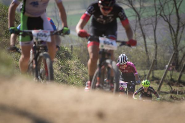 Langenlois 2019 - Karla Štěpánová zaklestěná mezi juniory