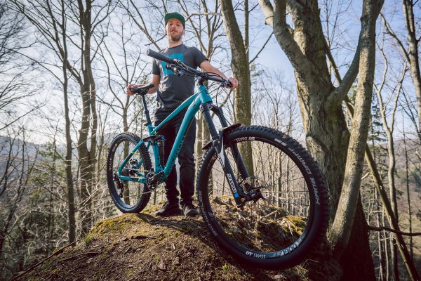 Qayron - nová česká značka