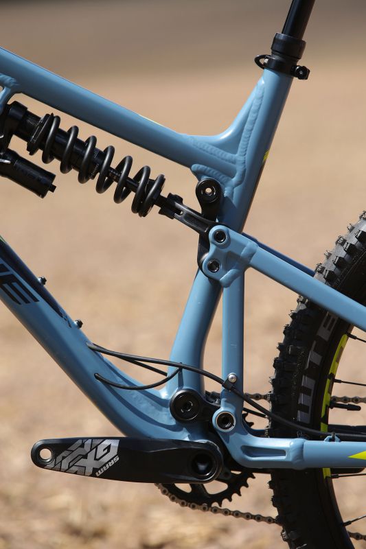 Rock Machine Blizzard 90-27