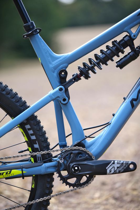 Rock Machine Blizzard 90-27