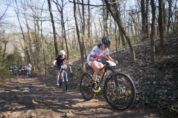 Langenlois 2019 - Jitka Čábelická před pozdější vítězkou Pasteiner