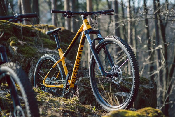 Qayron - nová česká značka