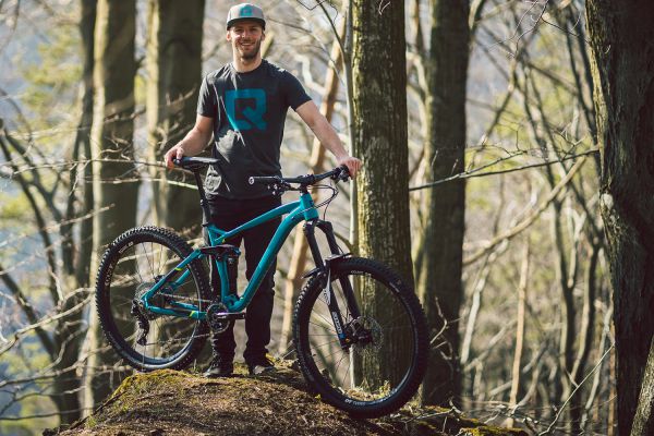 Qayron - nová česká značka