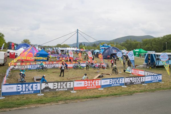 Kolo pro život 2019 -  #1 Praha Karlštejn Tour