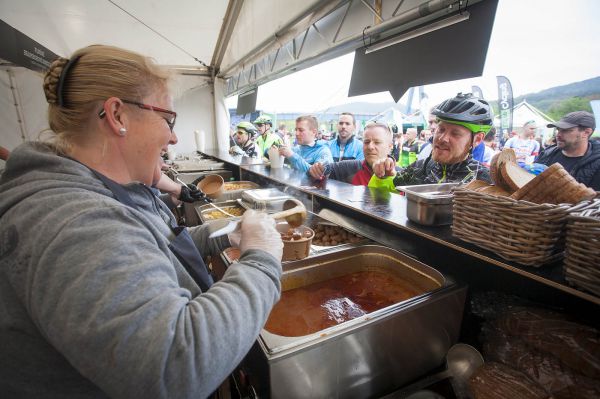 Kolo pro život 2019 -  #1 Praha Karlštejn Tour