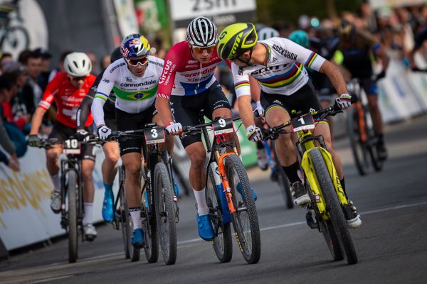 Cílová rovinka sváděla k taktizování