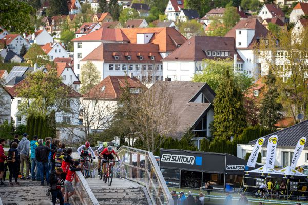 Ondra vede závod mužů