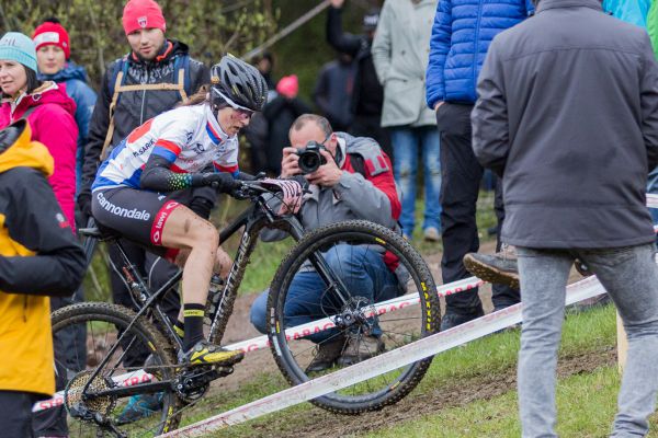 ČP XCO #3 2019 - Pec p.S. - Jitka Čábelická s levačkou