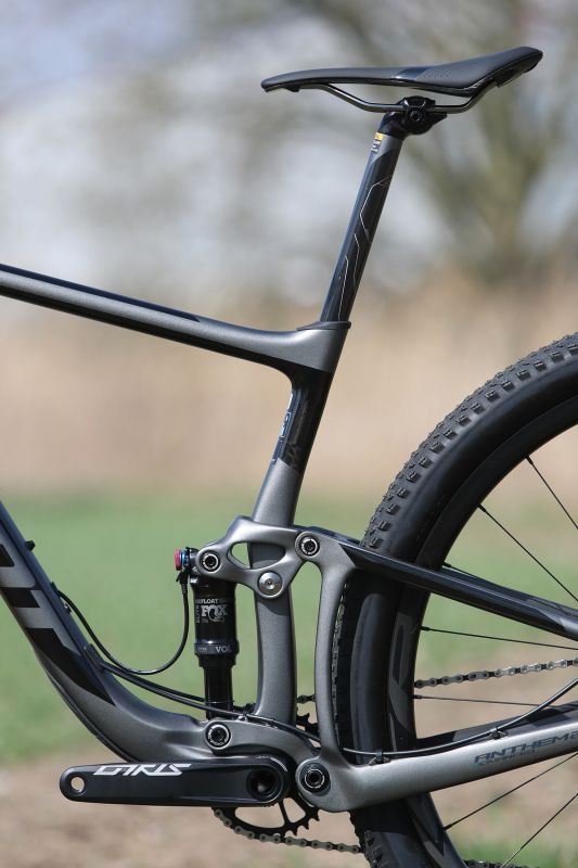 Giant Anthem Advanced SL 1