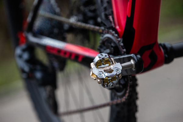 Scott Scale Kate Courtney