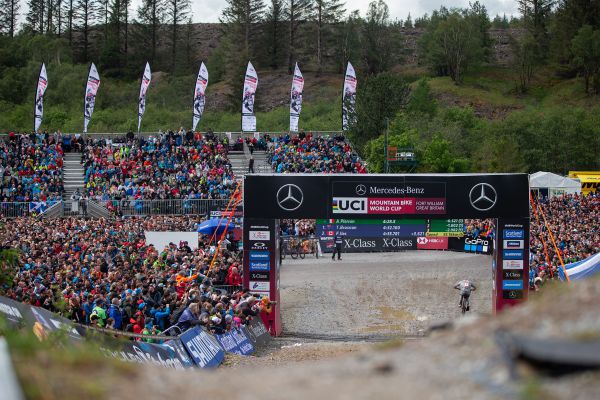 Amaury Pierron vítězí