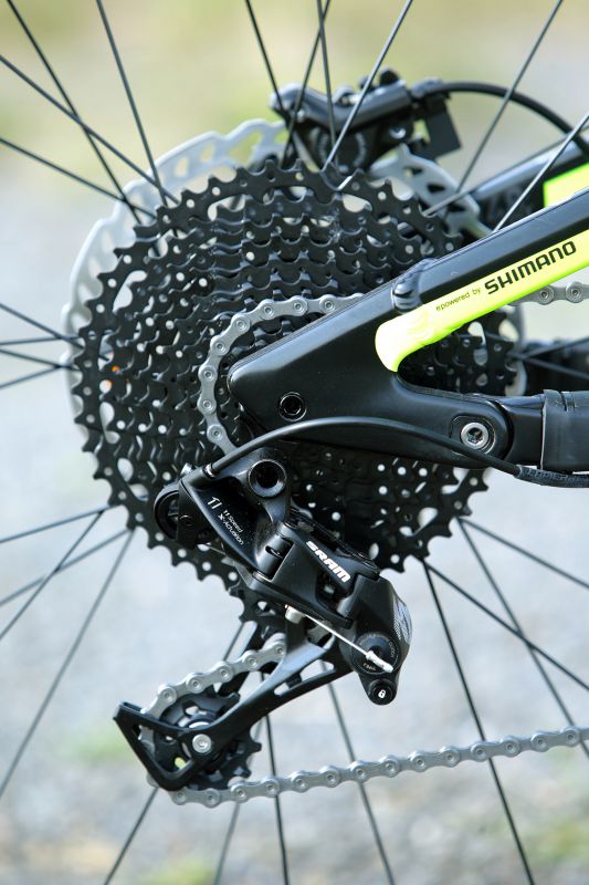 Fotogalerie: Lapierre Overvolt AM 629i Shimano