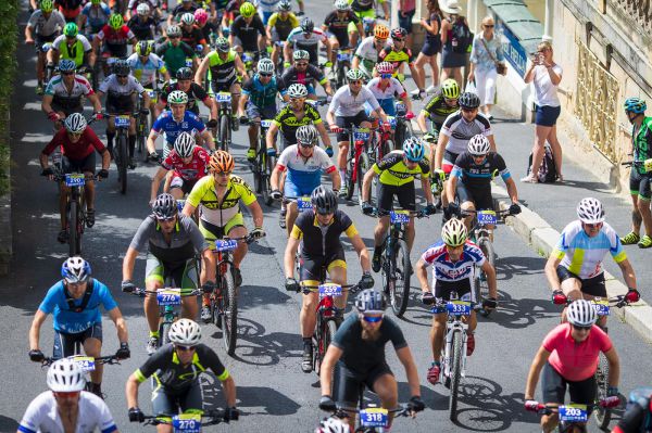 Kolo pro život pokračovalo letním závodem v Karlových Varech