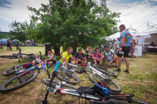 Kolo pro život pokračovalo letním závodem v Karlových Varech
