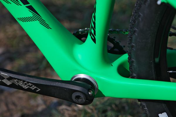 Amulet 26 Youngster Carbon