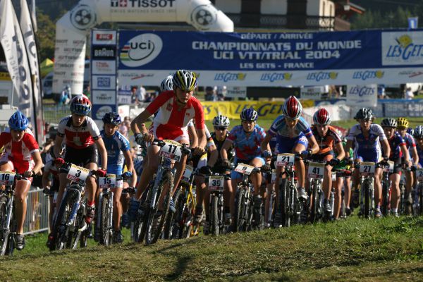 Les Gets 2004 - start juniorek