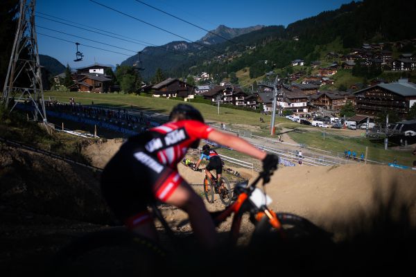 závod žen do 23 let