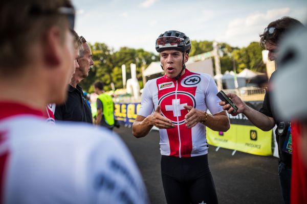 Pozávodní diskuse Braidota s Frischknechtem