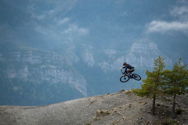 Santa Cruz Hightower