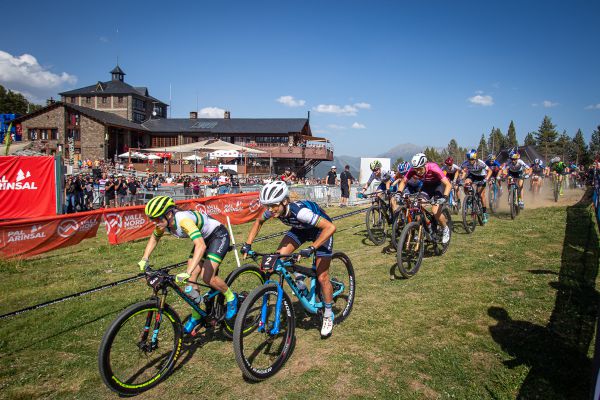 Dámy začínají bojovat o pozice hned od startu