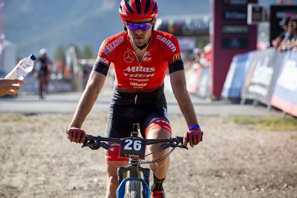 Škarna stahoval co to šlo, nakonec 27. místo