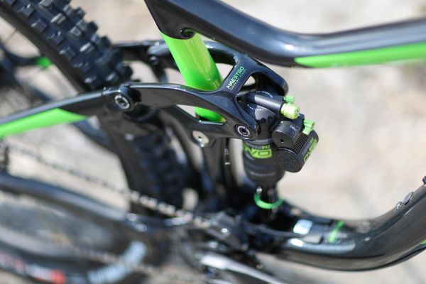 Giant Reign Advanced 1