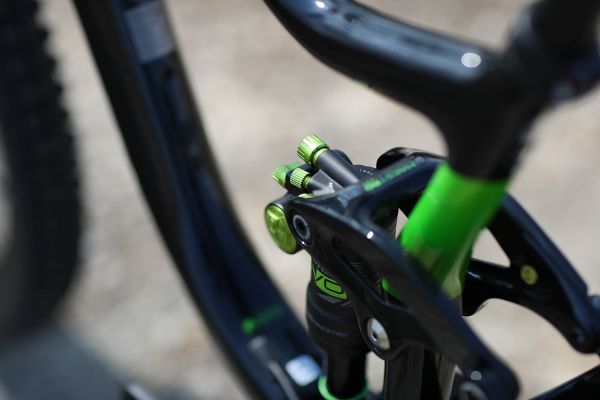 Giant Reign Advanced 1