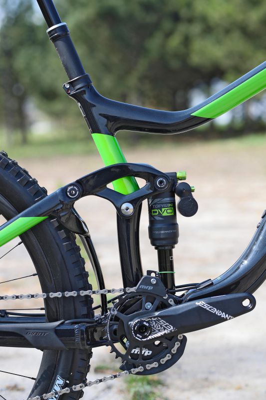 Giant Reign Advanced 1