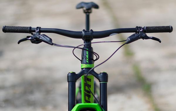 Giant Reign Advanced 1