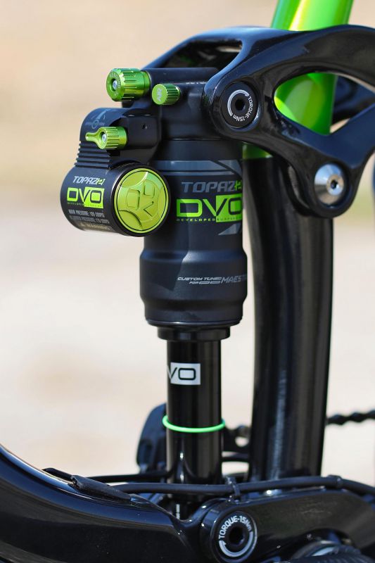 Giant Reign Advanced 1