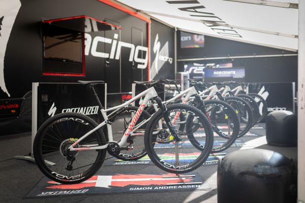 Nachystáno ve Specialized Racing