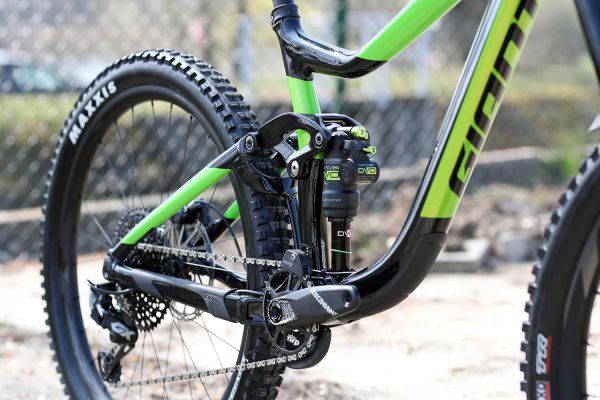 Giant Reign Advanced 1