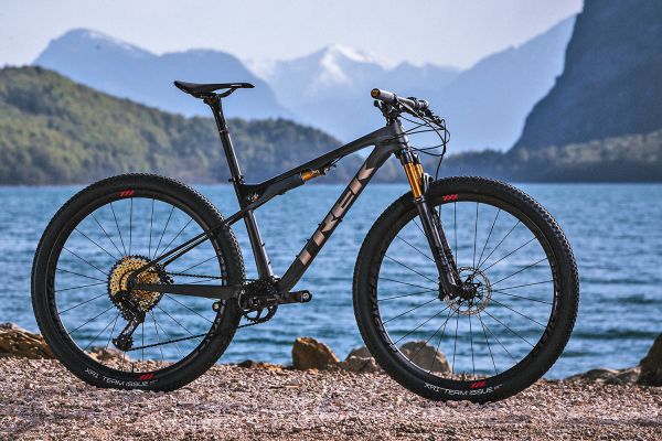 Trek Supercaliber 2020