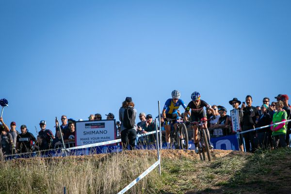 SP Snowshoe 2019 - Kate s Jenny se pěkně naháněly