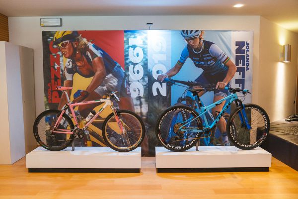 Trek Supercaliber 2020