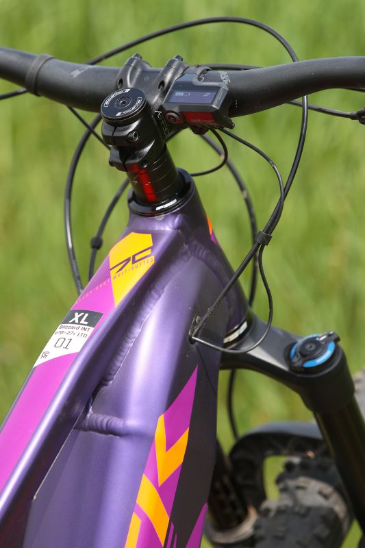 Rock Machine Blizzard INT e70-27+