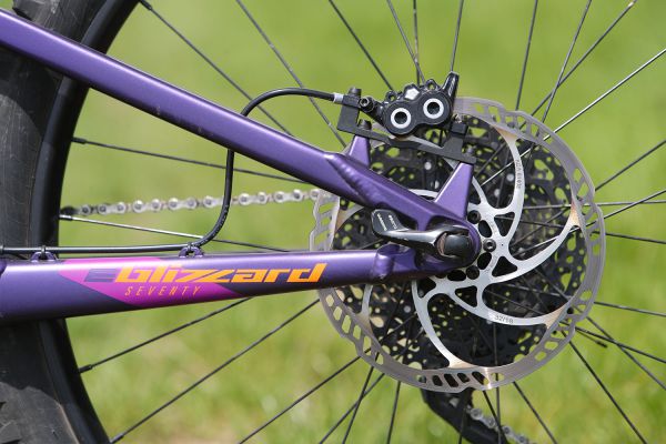 Rock Machine Blizzard INT e70-27+