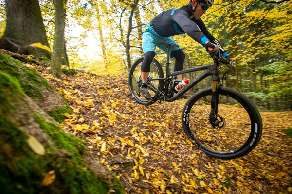 Pivot Mach 4 SL World Cup Live Valve