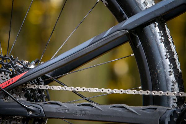 Pivot Mach 4 SL World Cup Live Valve