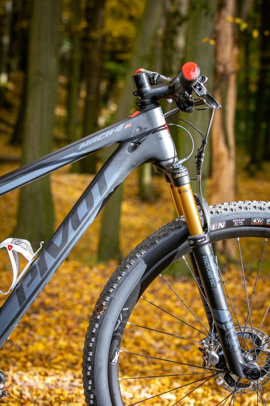 Pivot Mach 4 SL World Cup Live Valve