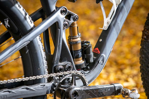 Pivot Mach 4 SL World Cup Live Valve