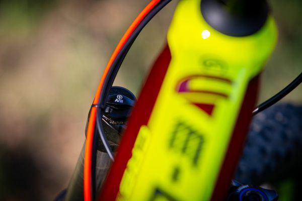 Crussis E-Largo 8.5 S