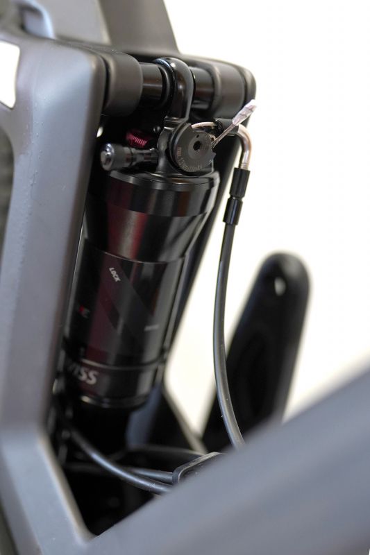 DT Swiss odpružení 2021