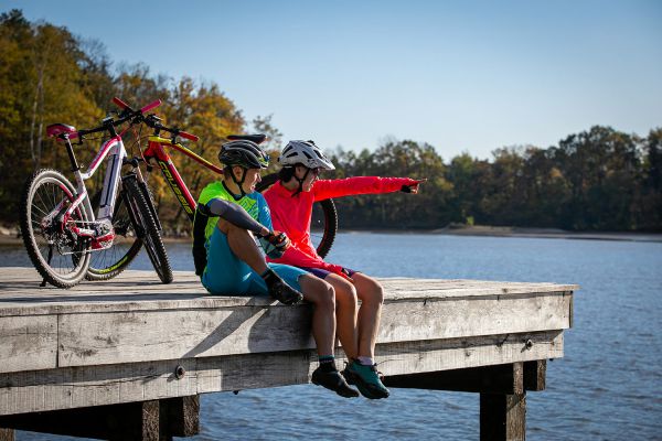 Crussis E-Largo 8.5 S