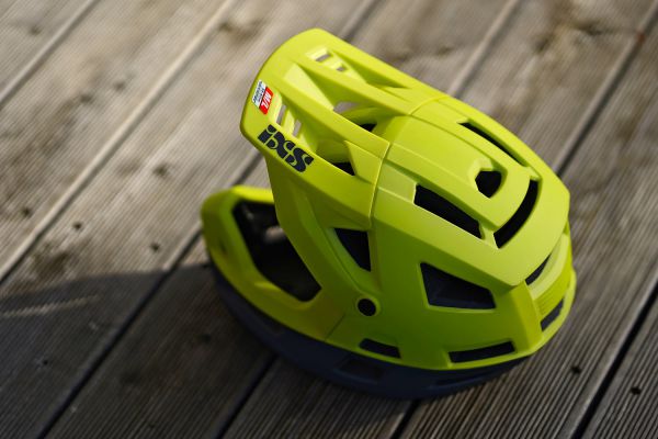 IXS Trigger FF