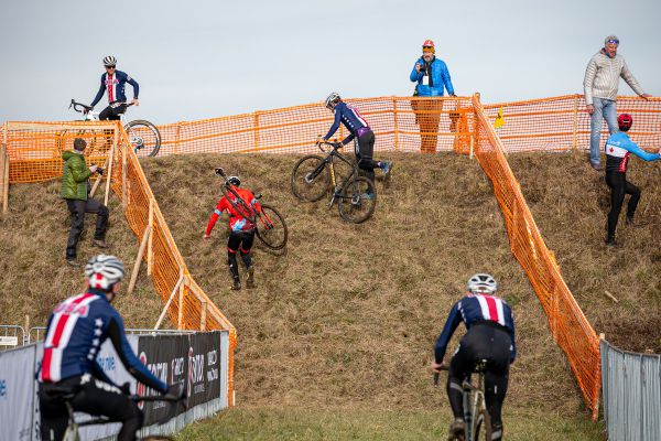 MS Dübendorf 2020 - jak pokořit letištní val?